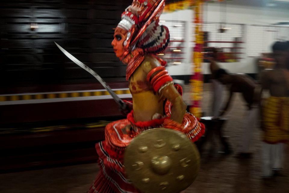 photo tour to india in theyyam