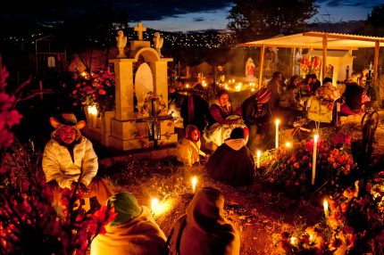 praying im the night at oaxaca