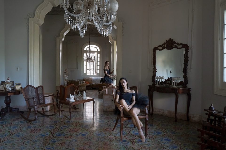 ballerinas on a Cuba Photo Tour