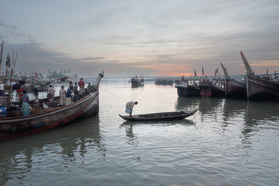 boats in bangladesh